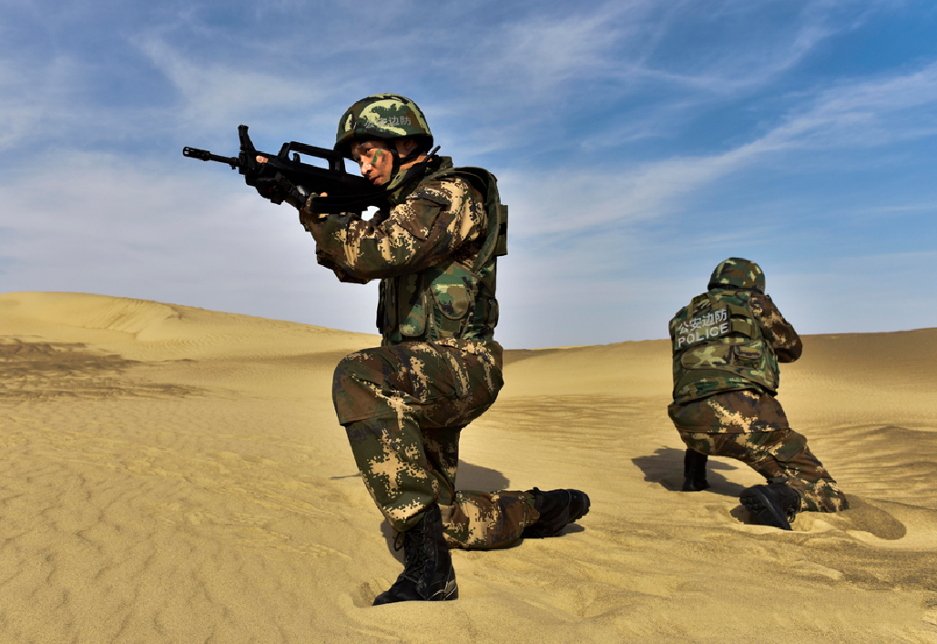 東洋TKK手拉葫蘆幫新疆軍沙地實戰節約時間
